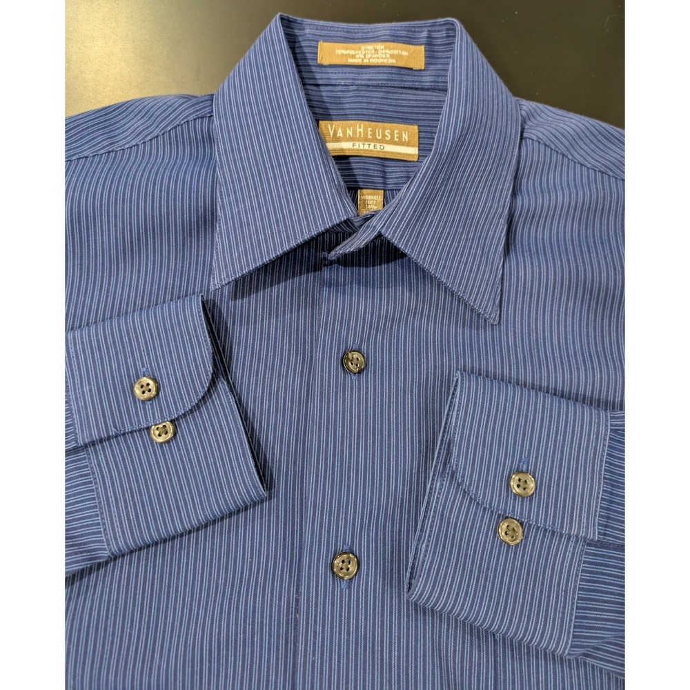 Van Heusen Men's Small Fitted Blue Striped Button-Down Long Sleeve Shirt
